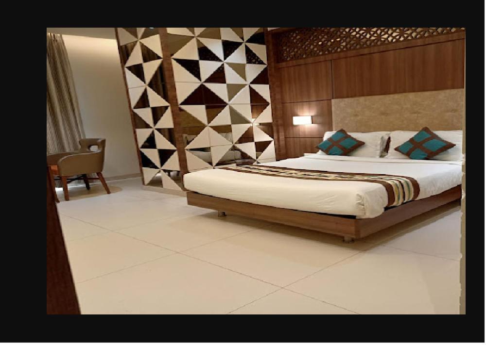 Hotel Mathoshree Thane Exterior photo